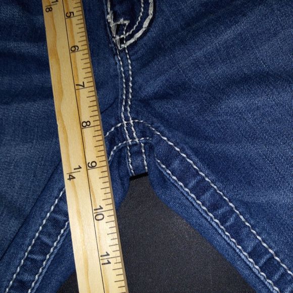 Miss Me Signature Capri Jeans Size 30 Wide Stitch Medium Wash Denim Capris - Picture 11 of 12